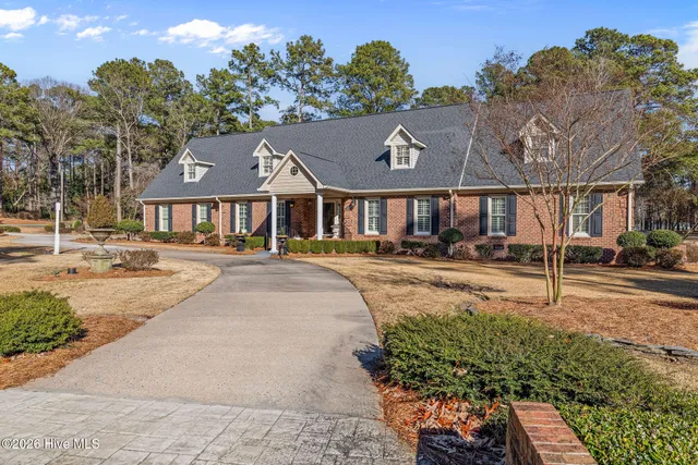 $949,000 | 200 Deerborn Circle, Goldsboro, NC 27534