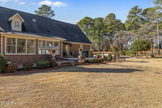 $949,000 | 200 Deerborn Circle, Goldsboro, NC 27534