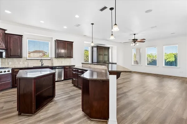 $999,900 | 6114 Jakes Wake, Corpus Christi, TX 78414