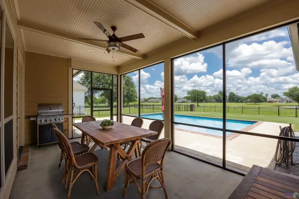 $720,000 | 6060 Royal Palms Drive, Gonzales, LA 70737