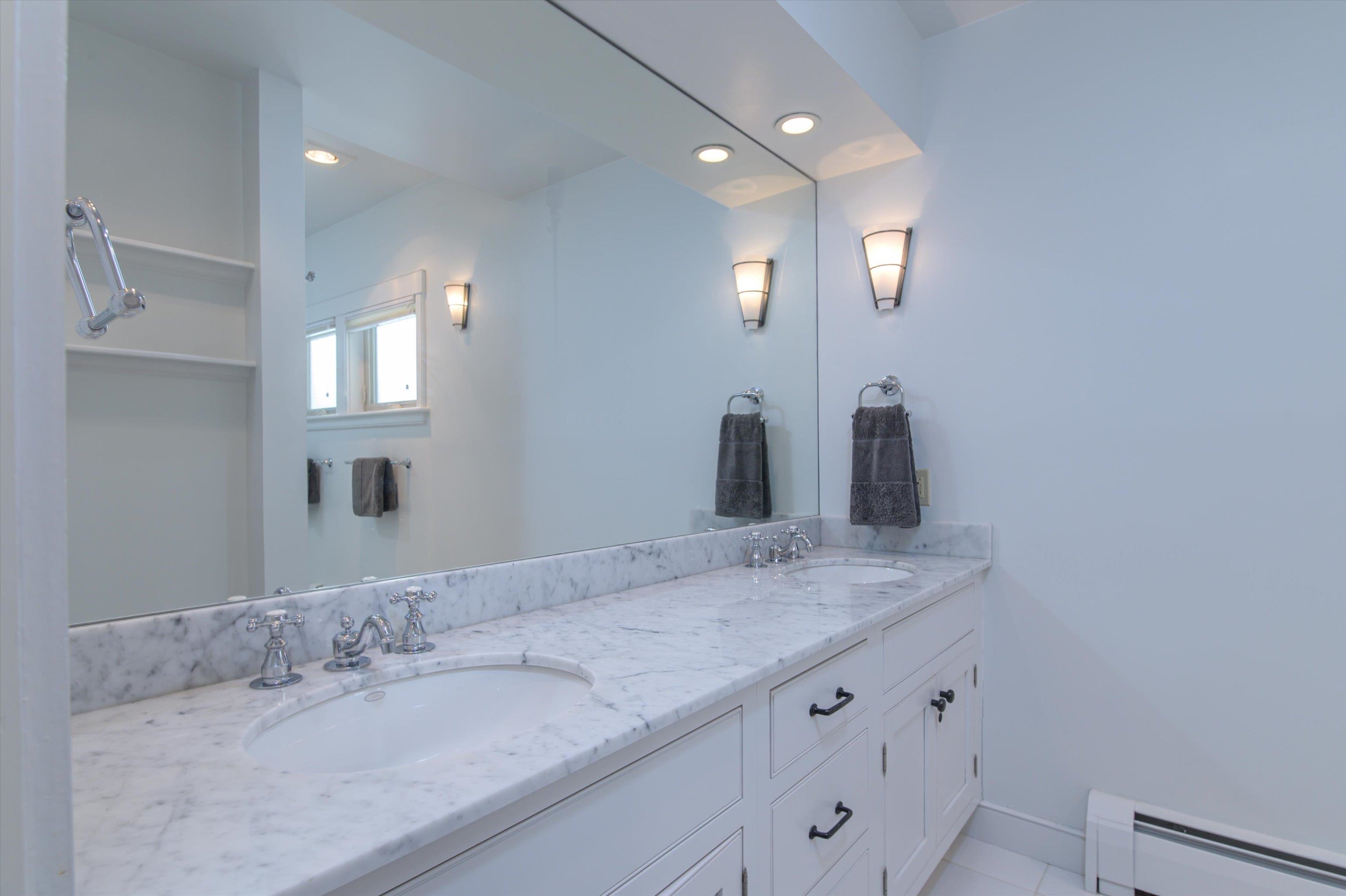 63 Alpine Way, Unit B1 Ludlow, VT 05149 - Photo 21 of 51