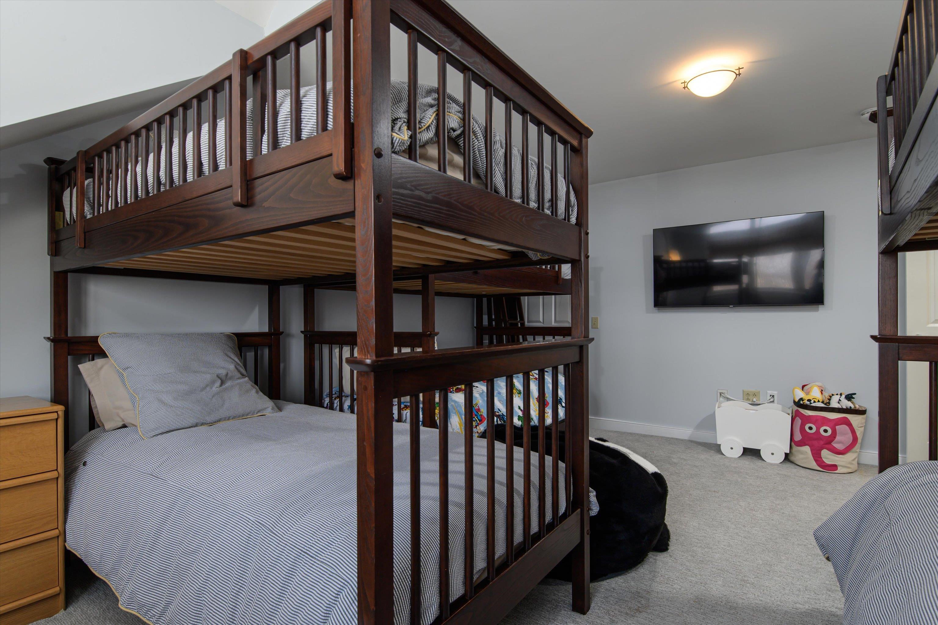 63 Alpine Way, Unit B1 Ludlow, VT 05149 - Photo 32 of 51