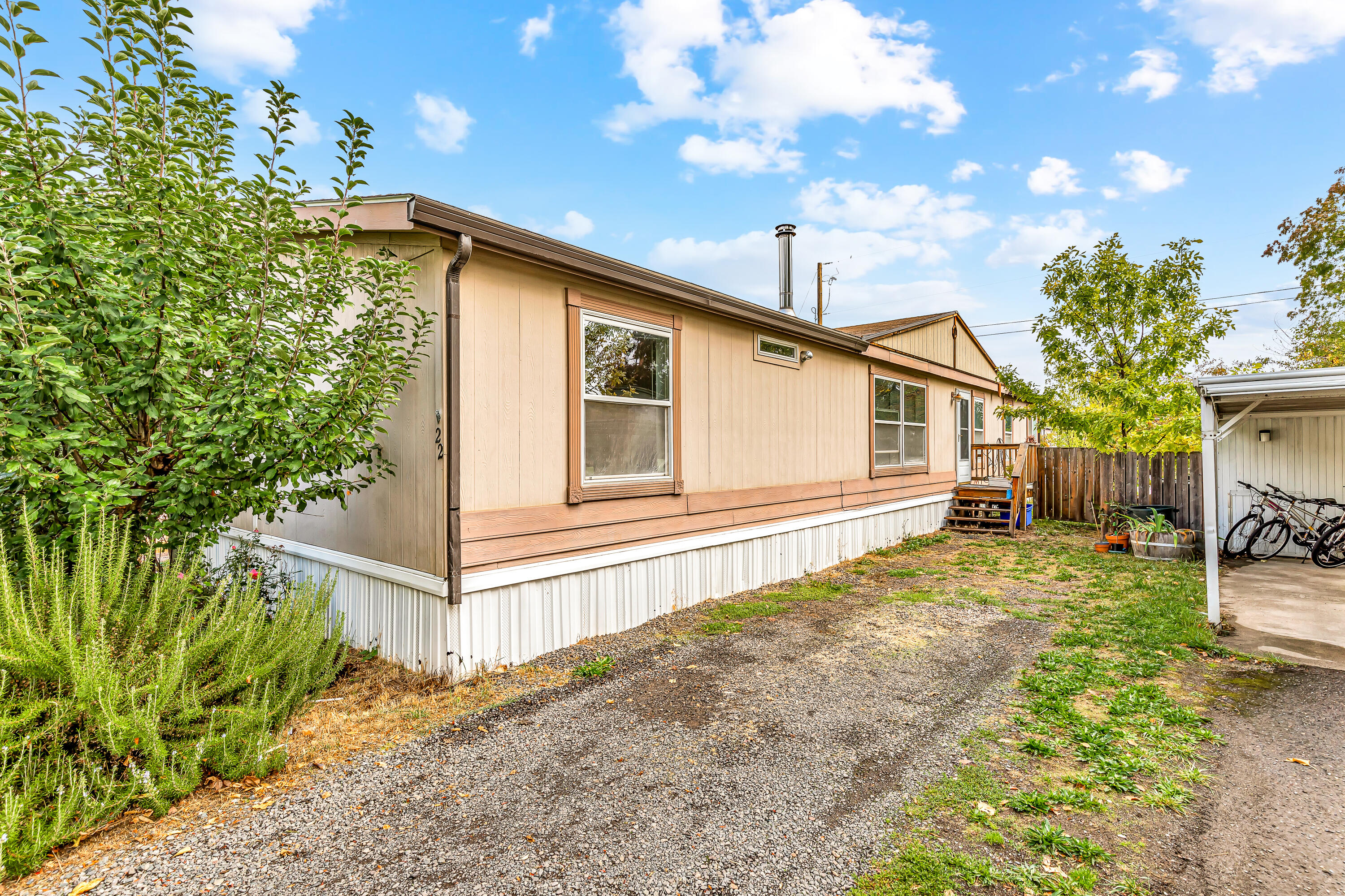 321 Clay Street, Unit 22 Ashland, OR 97520 - Photo 1 of 29 9R9A4093
