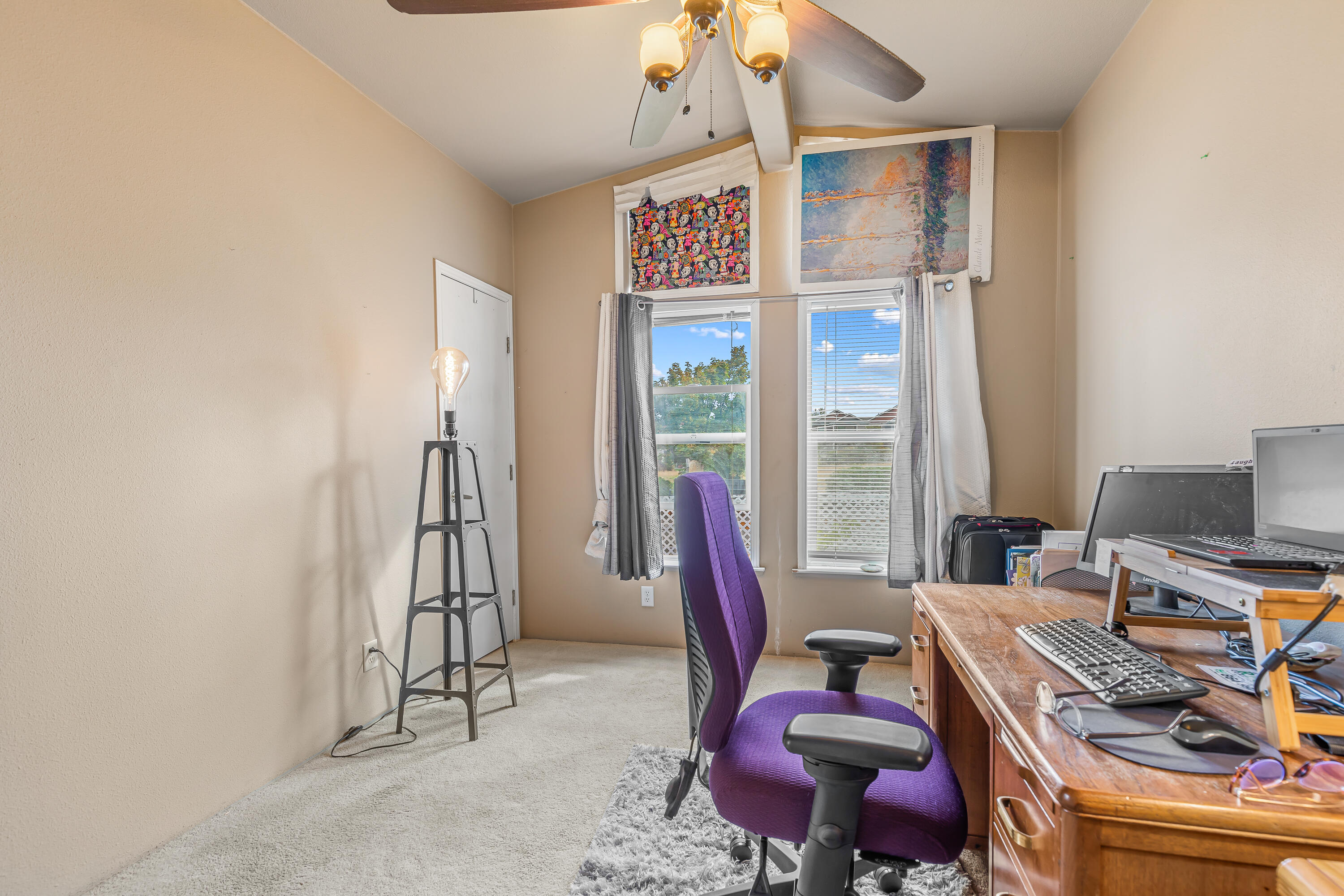 321 Clay Street, Unit 22 Ashland, OR 97520 - Photo 15 of 29 9R9A4071