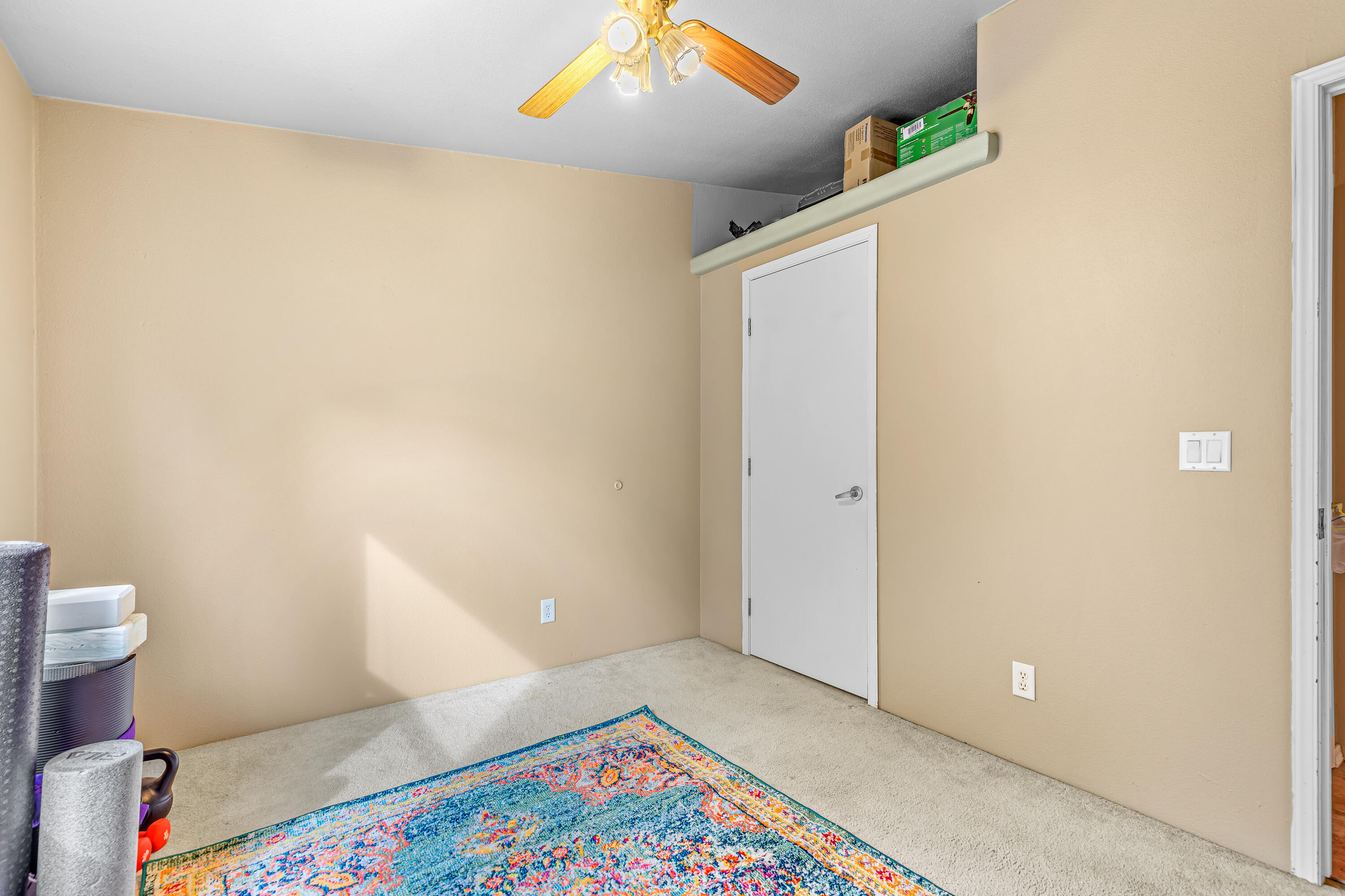 321 Clay Street, Unit 22 Ashland, OR 97520 - Photo 18 of 29 9R9A3986
