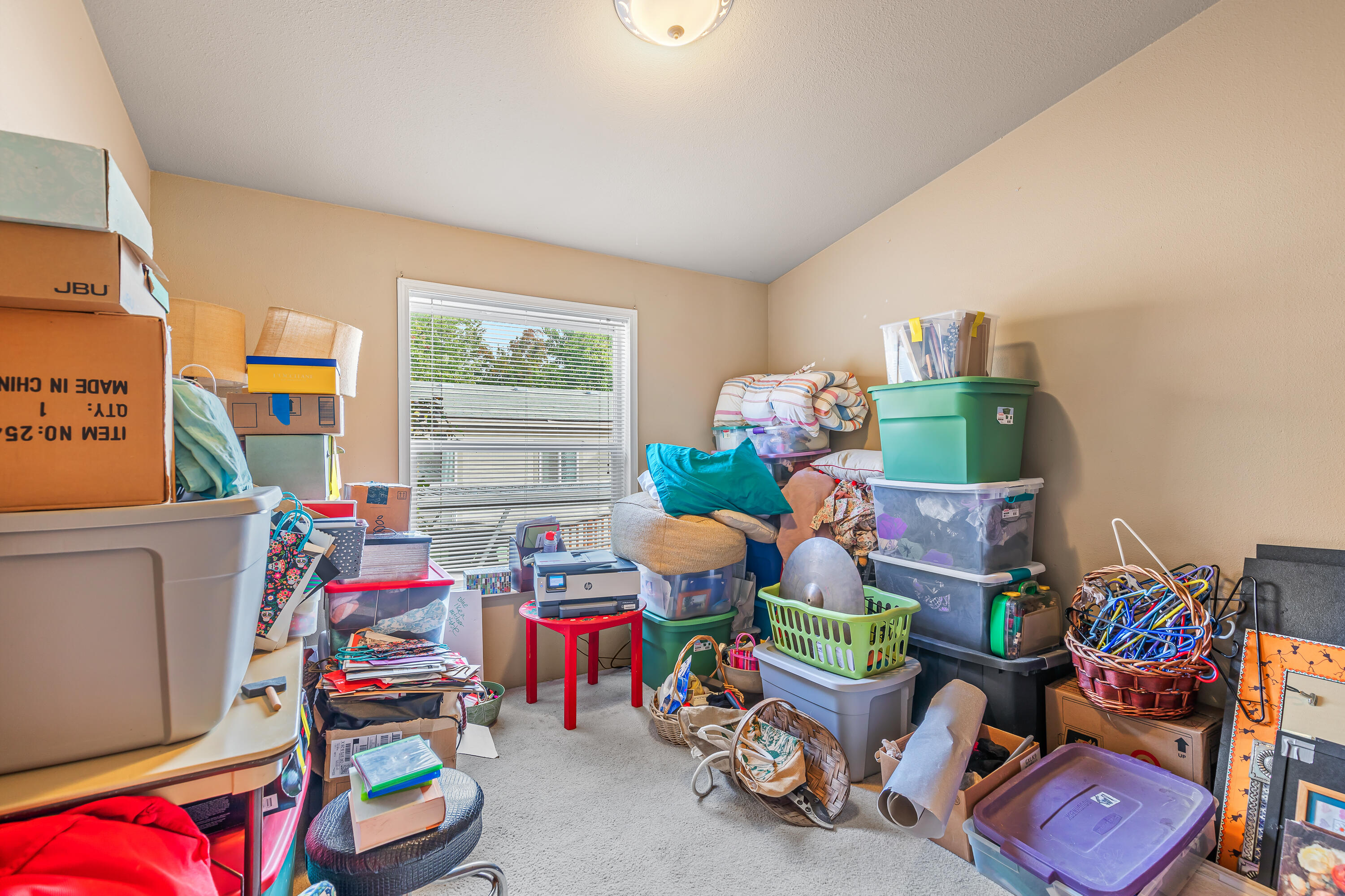 321 Clay Street, Unit 22 Ashland, OR 97520 - Photo 22 of 29 9R9A4011