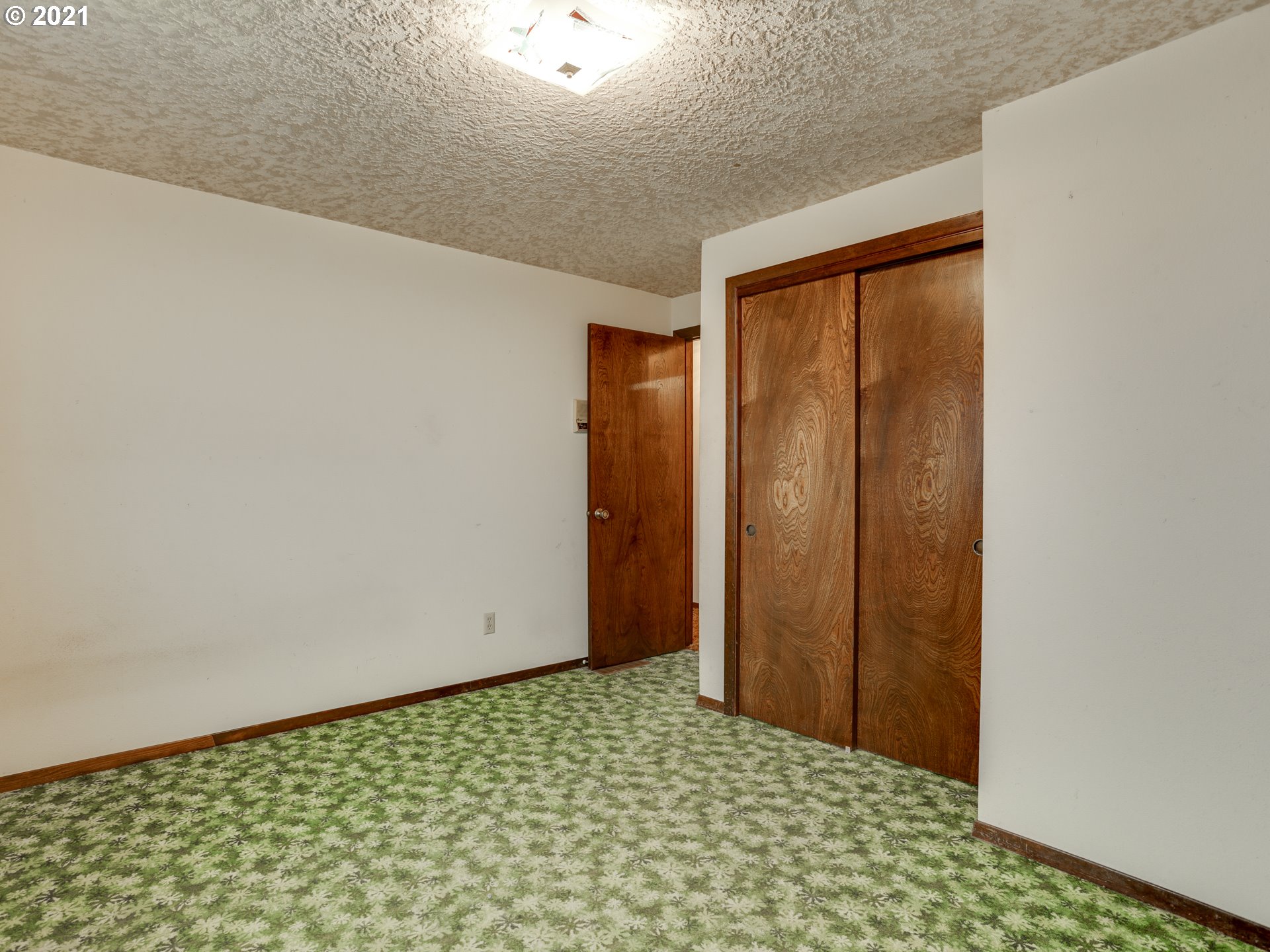 3422 South 31st Way Ridgefield, WA 98642 - Photo 30 of 32 a view of an empty room