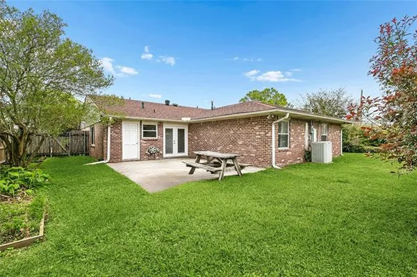 $2,500 | 2638 Gallinghouse Street, New Orleans, LA 70131