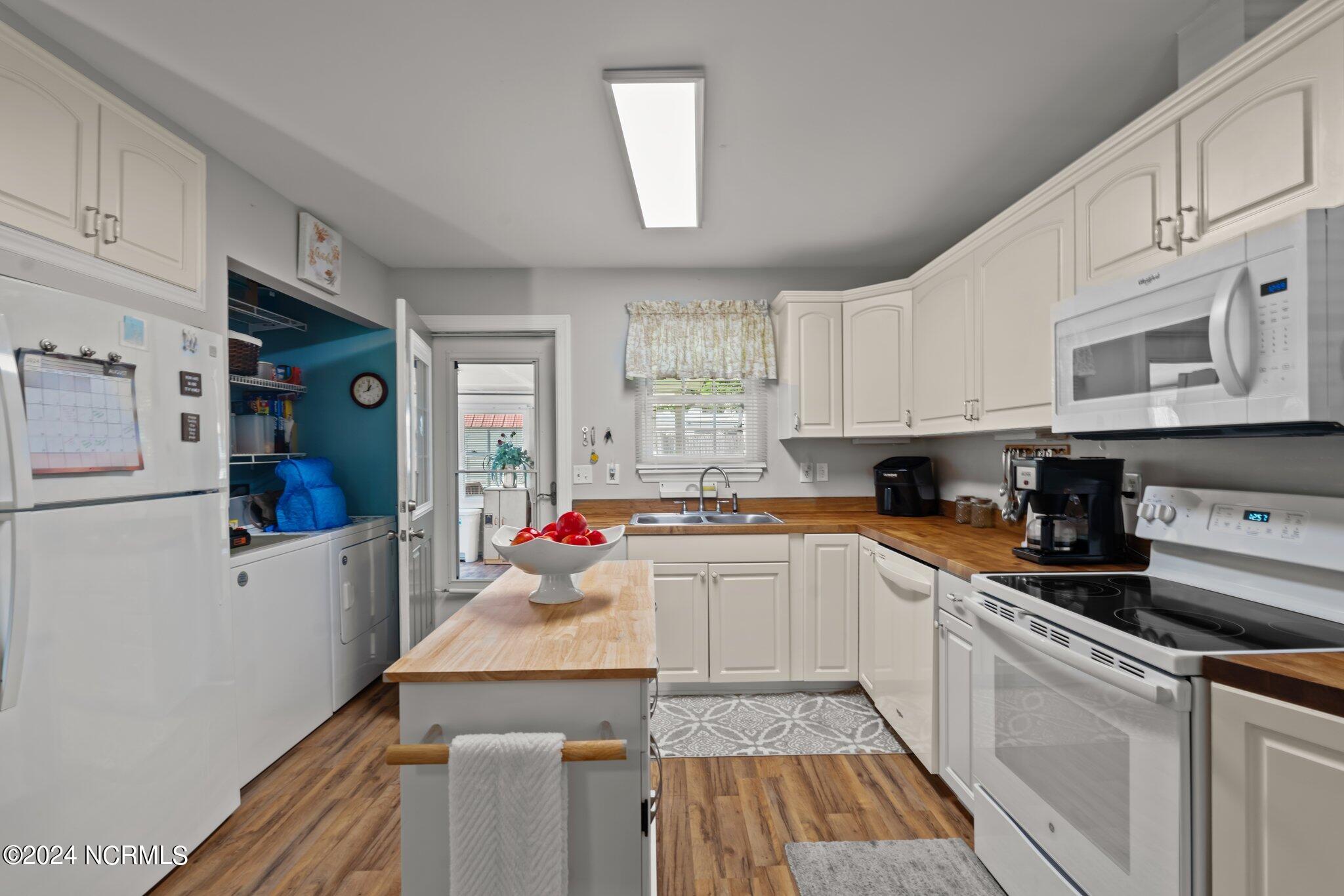 4432 Carthage Road West End, NC 27376 - Photo 9 of 39 20-web-or-mls-DSC01892
