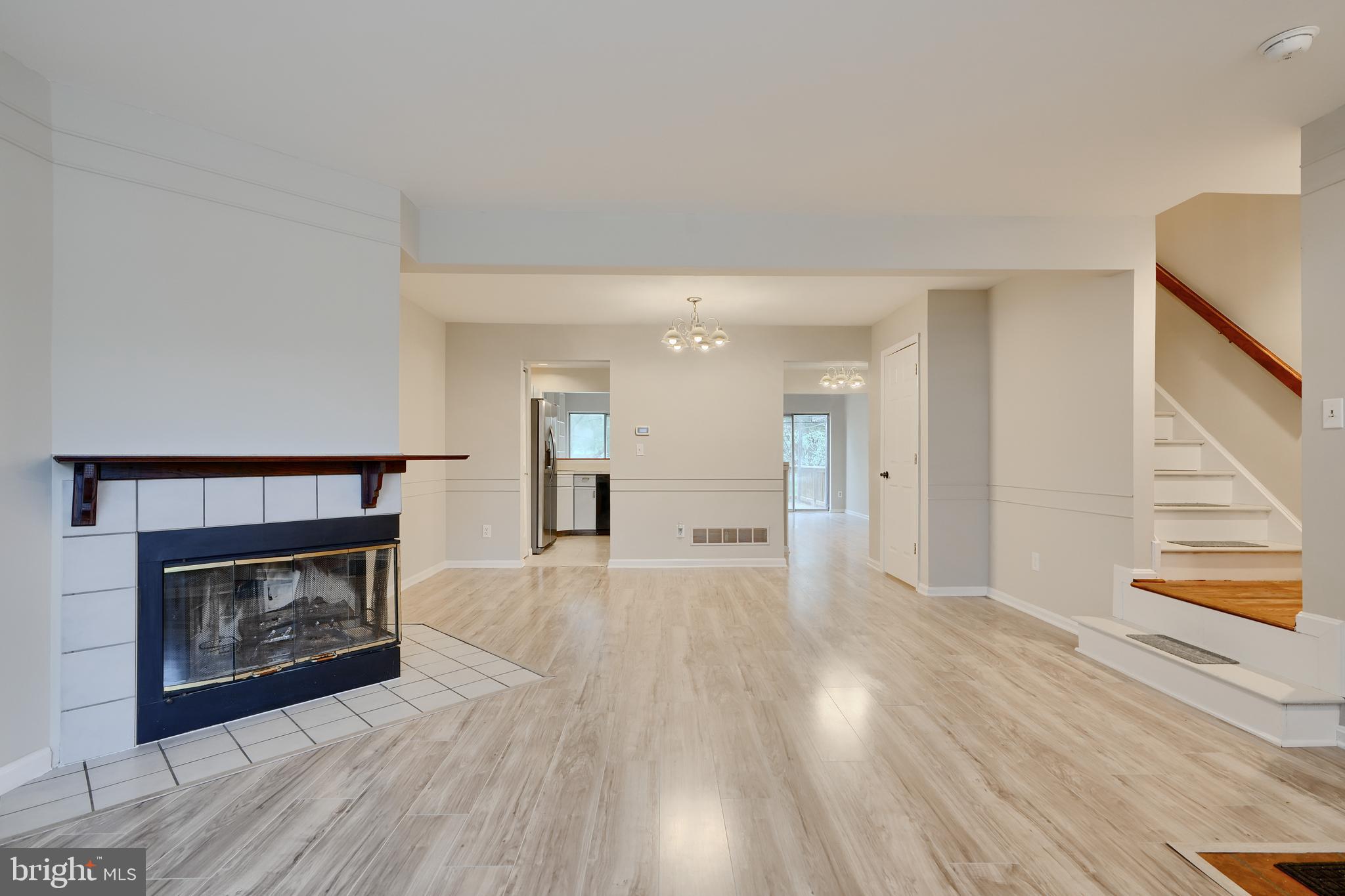 733 Reedy Circle Bel Air, MD 21014 - Photo 3 of 32 Living Room