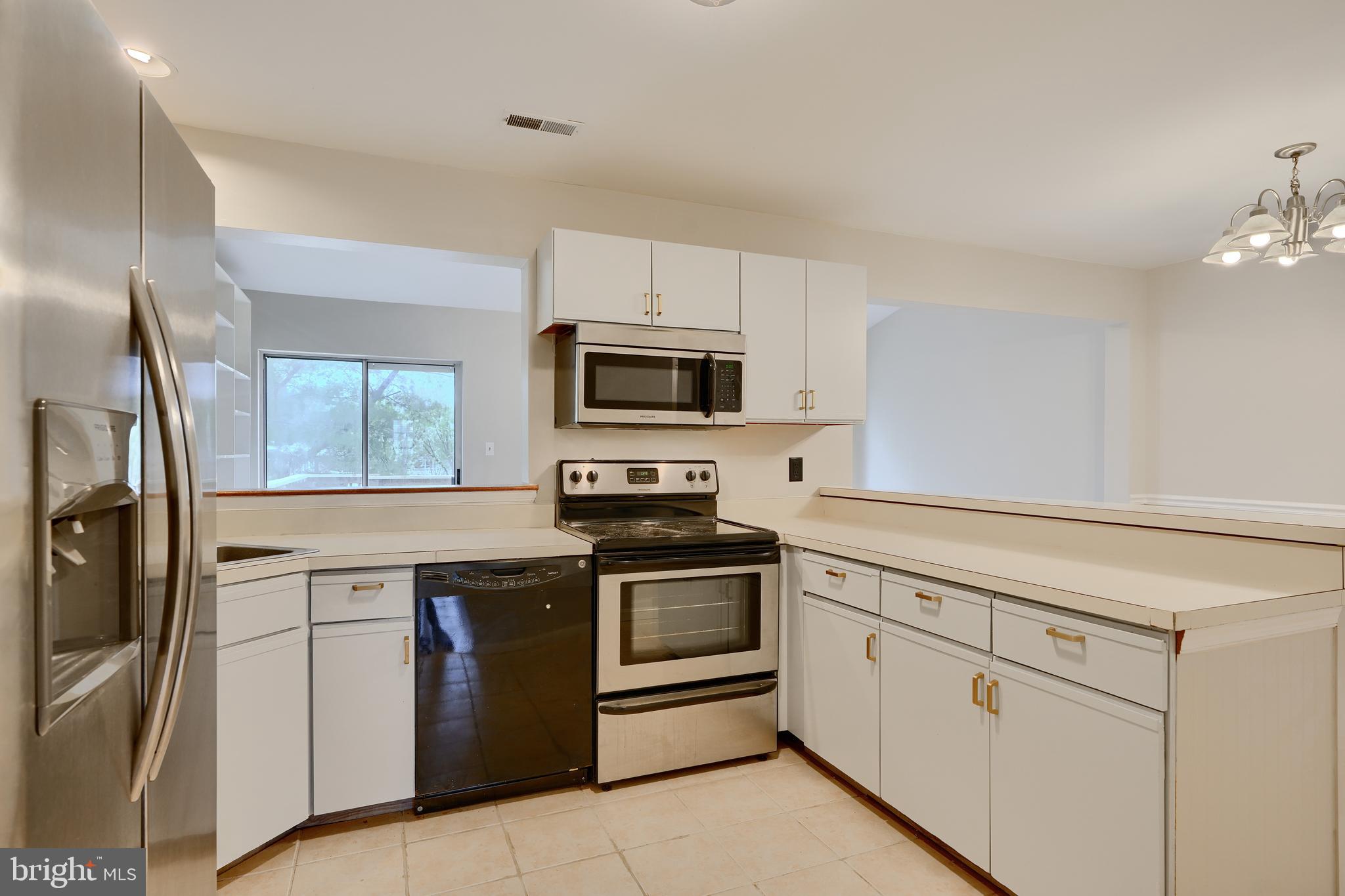 733 Reedy Circle Bel Air, MD 21014 - Photo 5 of 32 Update Kitchen