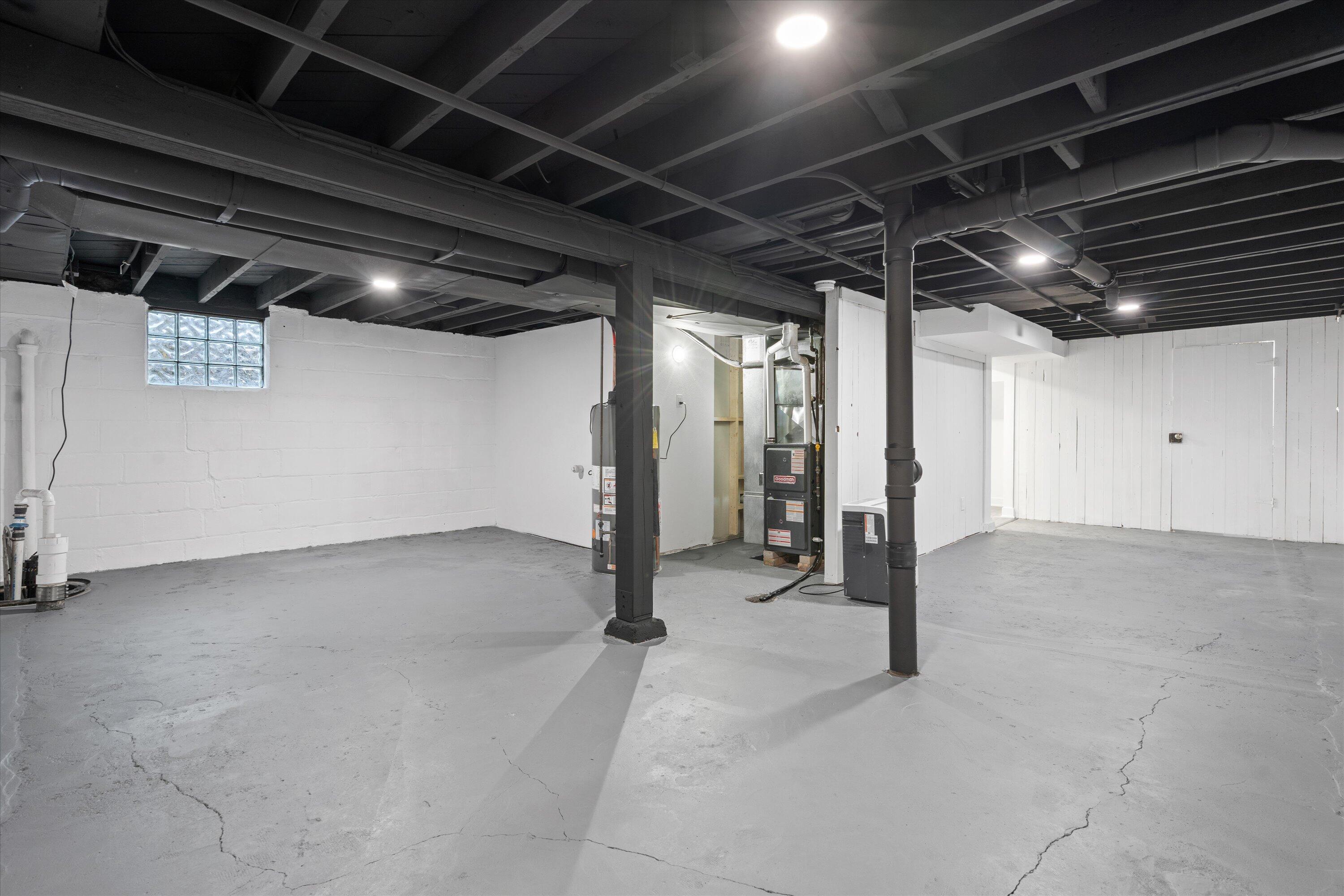 2597 South Austin Street Milwaukee, WI 53207 - Photo 36 of 51 19-DSC09819