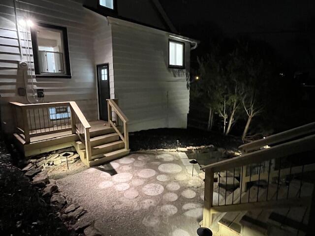 2597 South Austin Street Milwaukee, WI 53207 - Photo 47 of 51 Night back deck