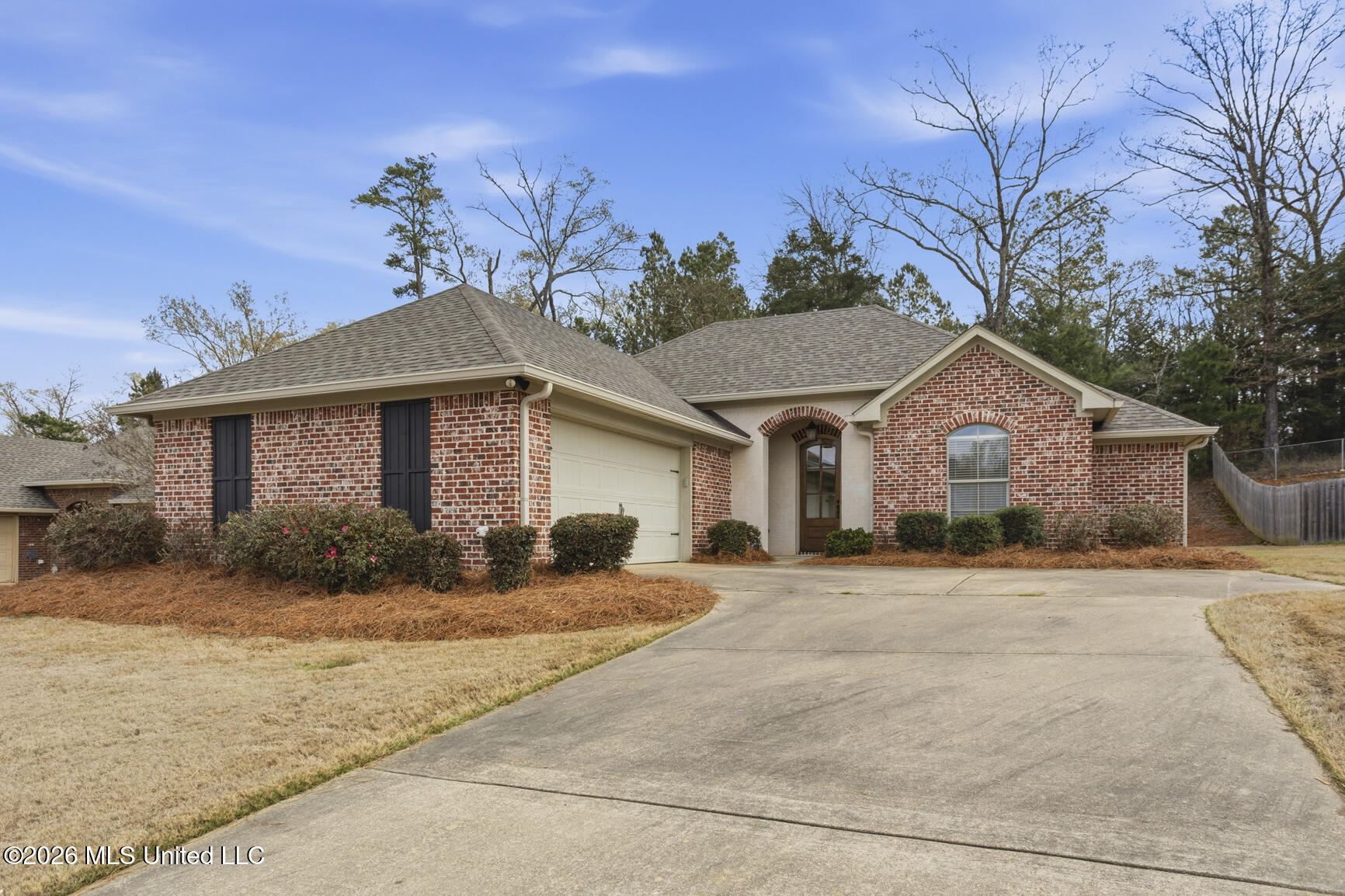 112 Britton Circle Flowood, MS 39232 - Photo 1 of 24 front