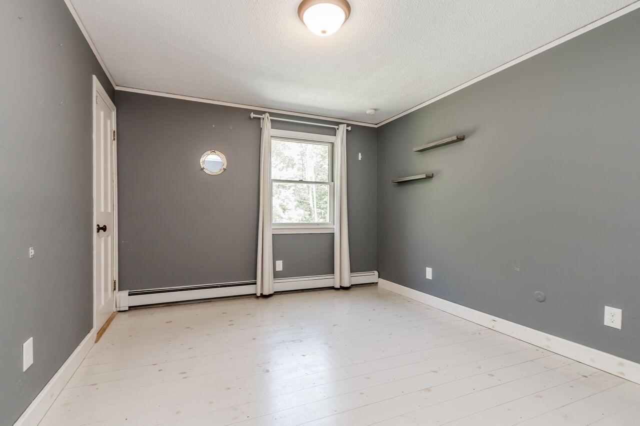 153 Pownal Road Freeport, ME 04032 - Photo 18 of 33 18