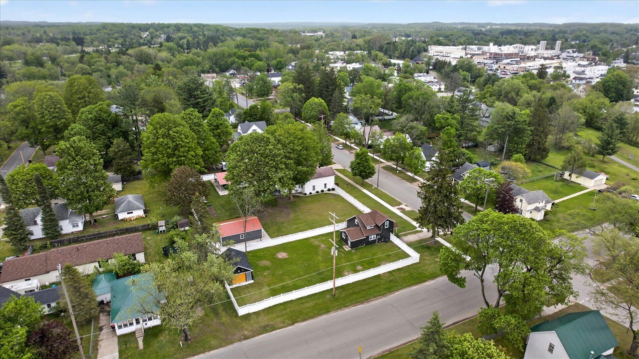 252 West Stimson Avenue Reed City, MI 49677 - Photo 35 of 38