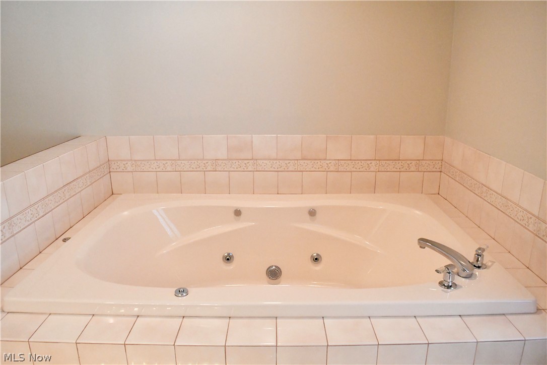 3308 Center Road Ashtabula, OH 44004 - Photo 13 of 25