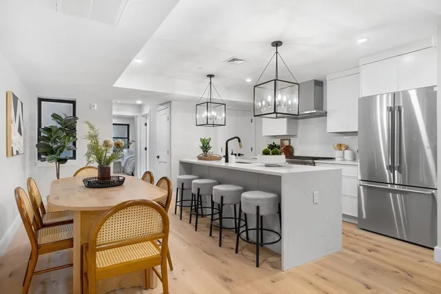 $1,799,000 | 190 Salem Street, Unit 3, Boston, MA 02113