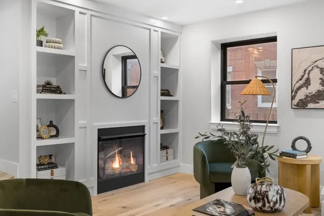 $1,799,000 | 190 Salem Street, Unit 3, Boston, MA 02113