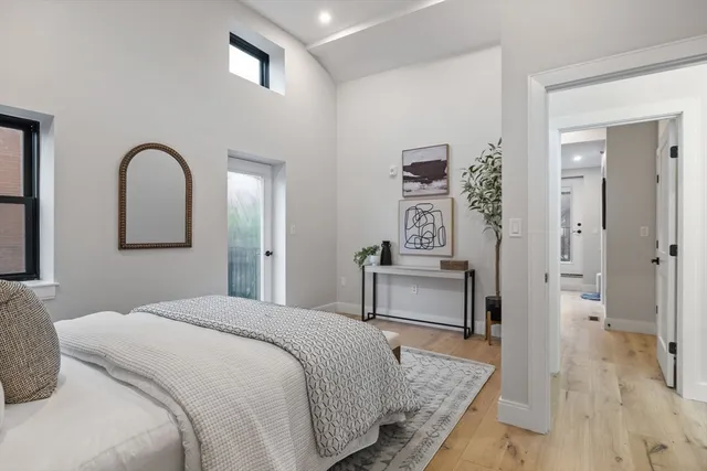 $1,799,000 | 190 Salem Street, Unit 3, Boston, MA 02113