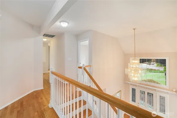 $1,075,000 | 6914 86th Street East, Puyallup, WA 98371