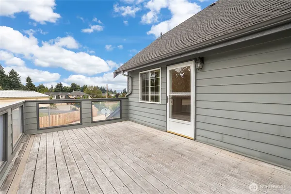 $1,075,000 | 6914 86th Street East, Puyallup, WA 98371