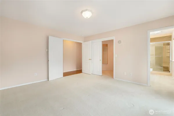 $1,075,000 | 6914 86th Street East, Puyallup, WA 98371