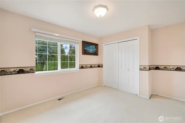 $1,150,000 | 6914 86th Street East, Puyallup, WA 98371