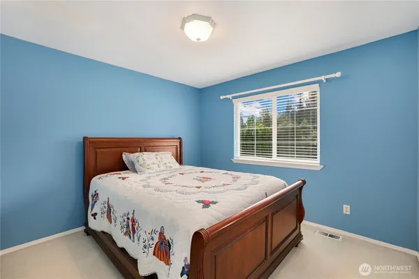 $1,075,000 | 6914 86th Street East, Puyallup, WA 98371