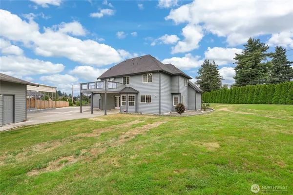 $1,075,000 | 6914 86th Street East, Puyallup, WA 98371