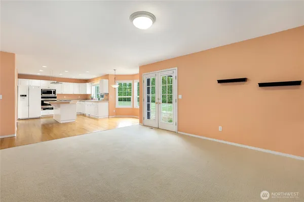 $1,075,000 | 6914 86th Street East, Puyallup, WA 98371
