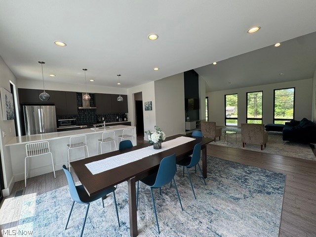 14827 Caves Road Novelty, OH 44072 - Photo 7 of 17 Dining room