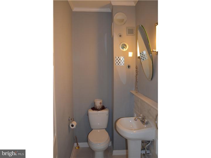 667 Ridge Pike Lafayette Hill, PA 19444 - Photo 9 of 25 Gallery Image 9