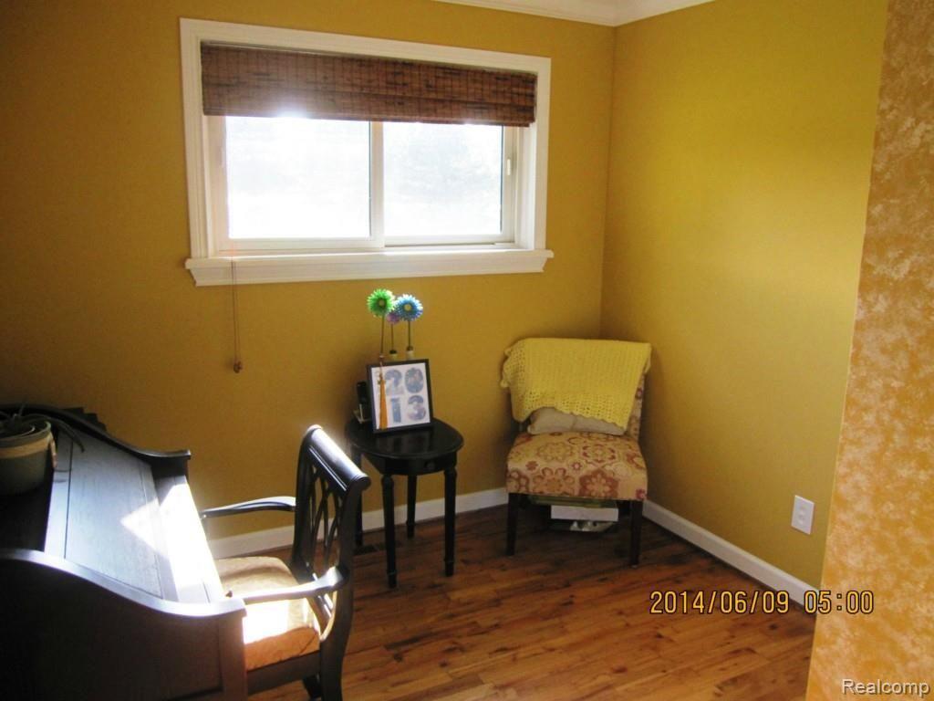 44060 Utica Road Utica, MI 48317 - Photo 10 of 16 IMG_0410.jpg