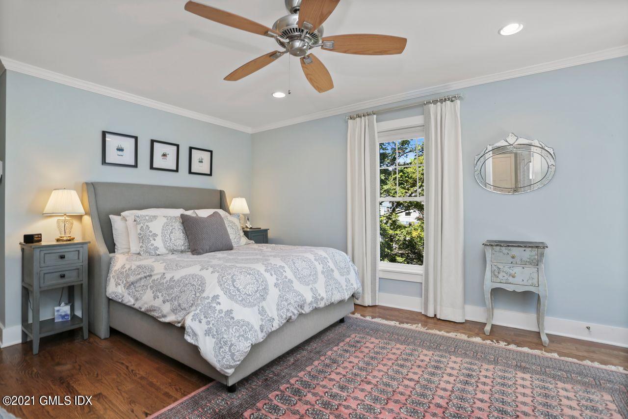 9 Center Road Old Greenwich, CT 06870 - Photo 22 of 42 007