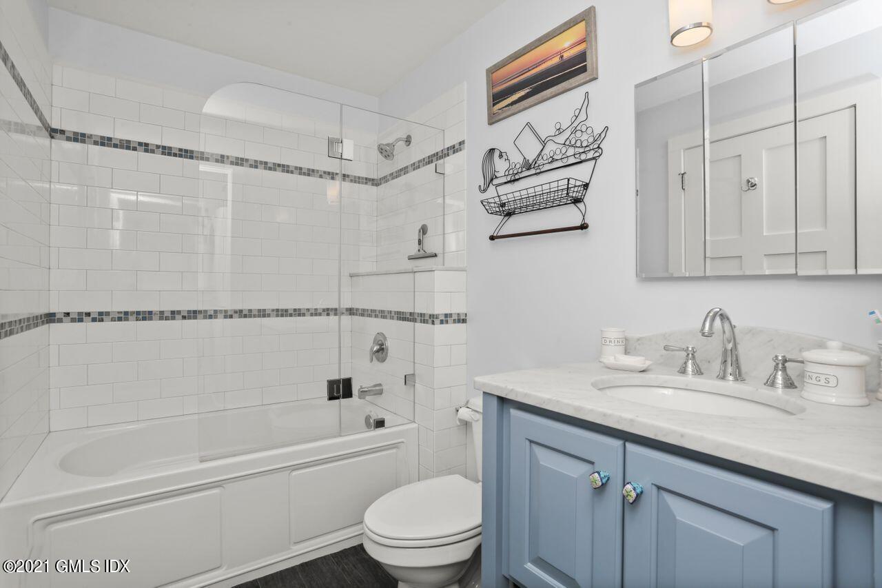 9 Center Road Old Greenwich, CT 06870 - Photo 31 of 42 004