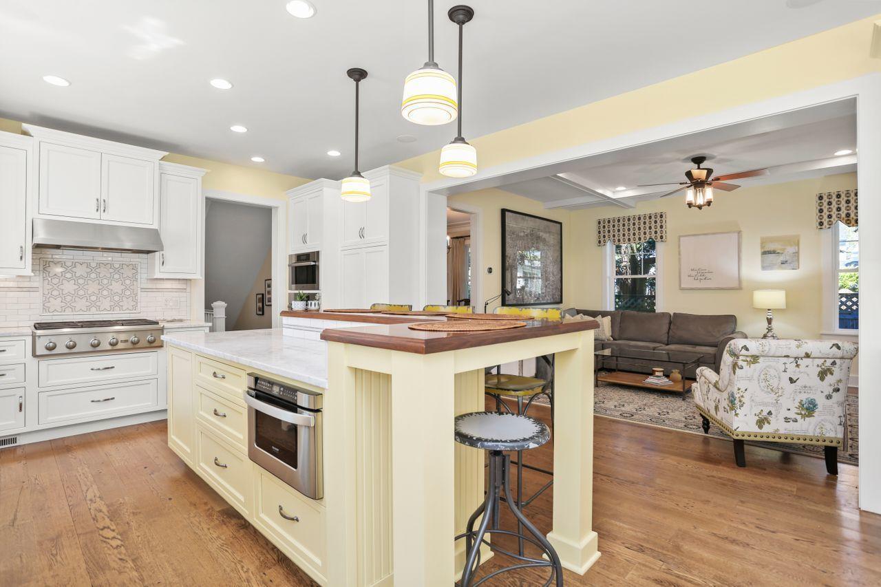 9 Center Road Old Greenwich, CT 06870 - Photo 7 of 42 018