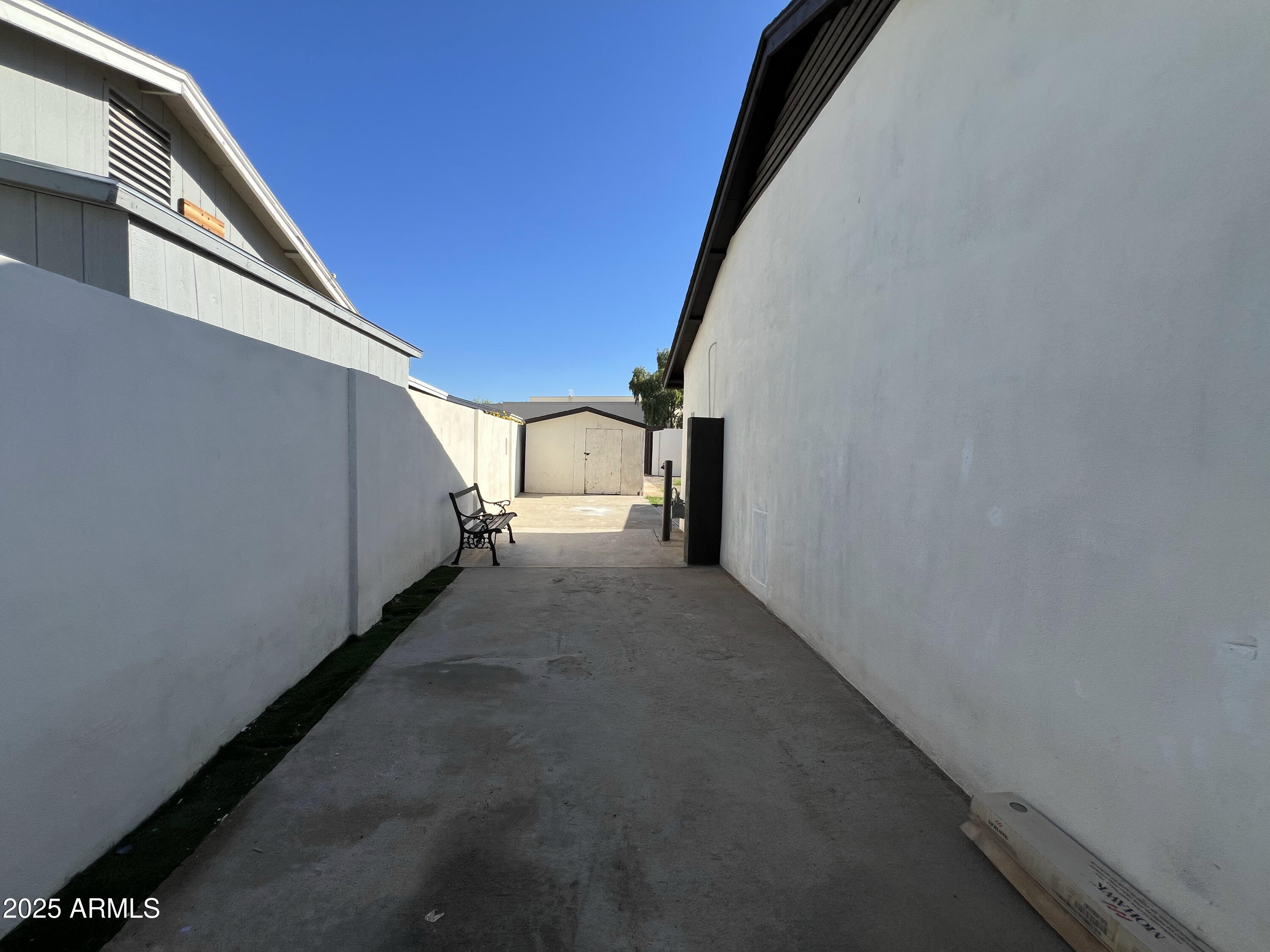 8201 South 26th Street Phoenix, AZ 85042 - Photo 34 of 42 a view of a garage