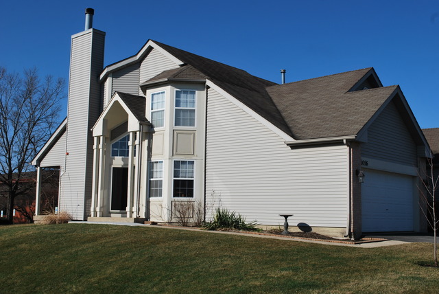 2016 Tamahawk Lane, Unit 2016 Naperville, IL 60564 - Photo 1 of 16