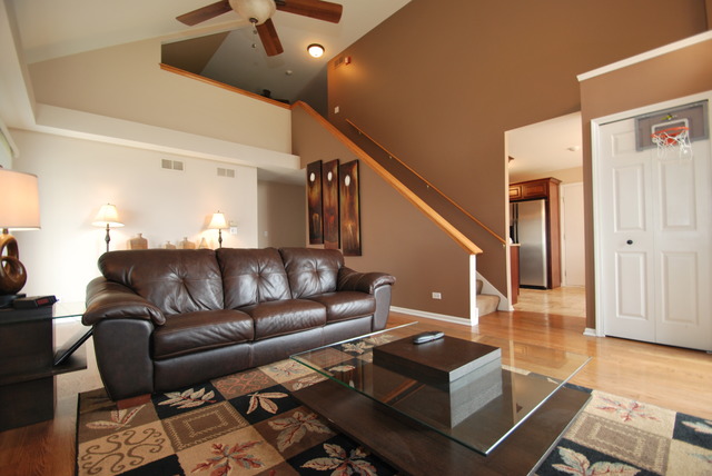 2016 Tamahawk Lane, Unit 2016 Naperville, IL 60564 - Photo 3 of 16