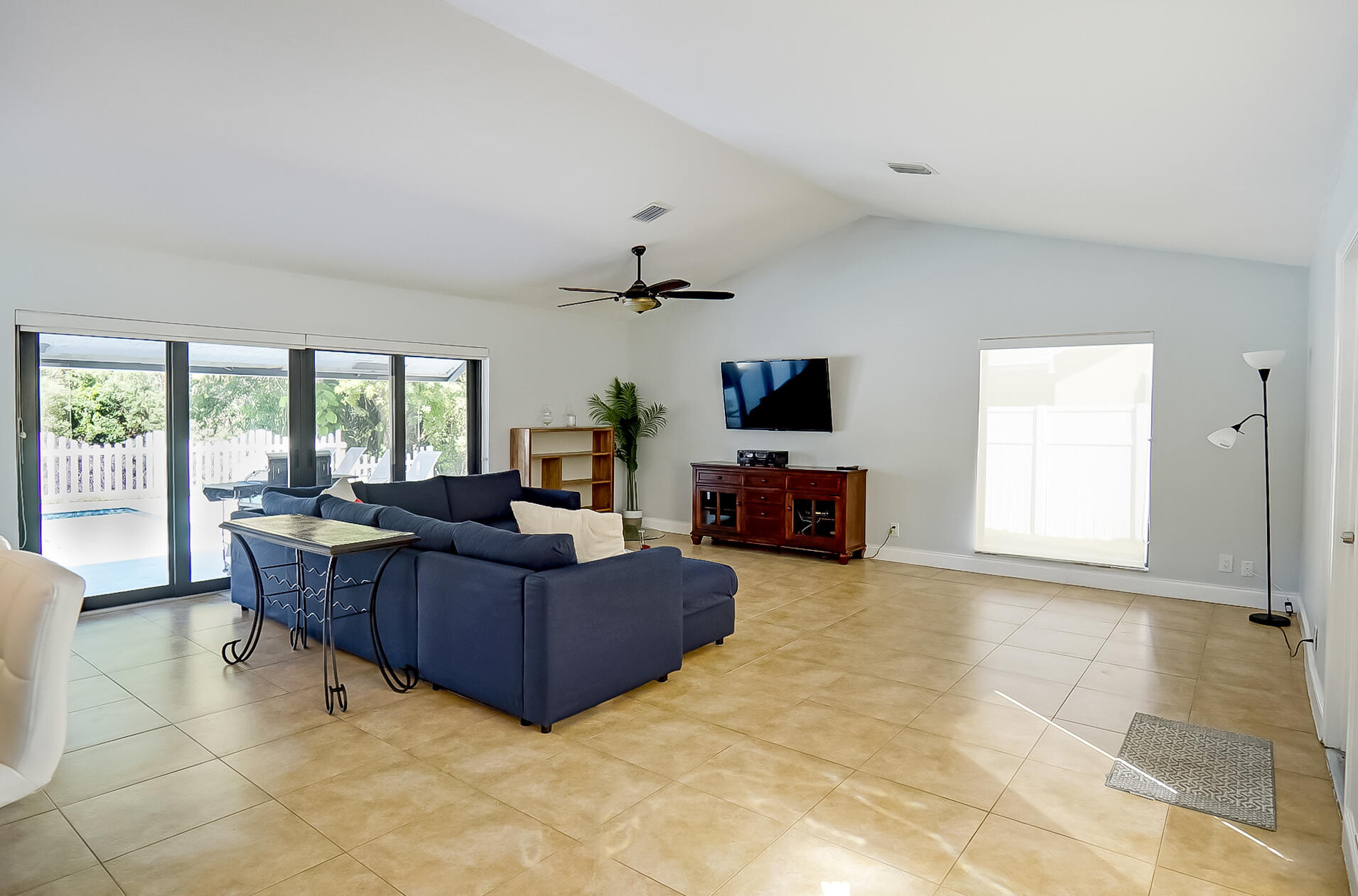 3002 Dunlin Road Delray Beach, FL 33444 - Photo 3 of 17 DSC08128_29_30_31_32-2