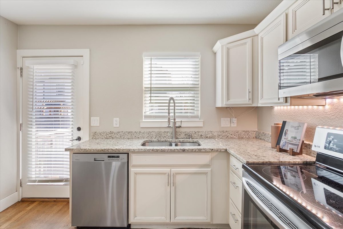 7407 Bethune Avenue, Unit 1 Austin, TX 78752 - Photo 12 of 25