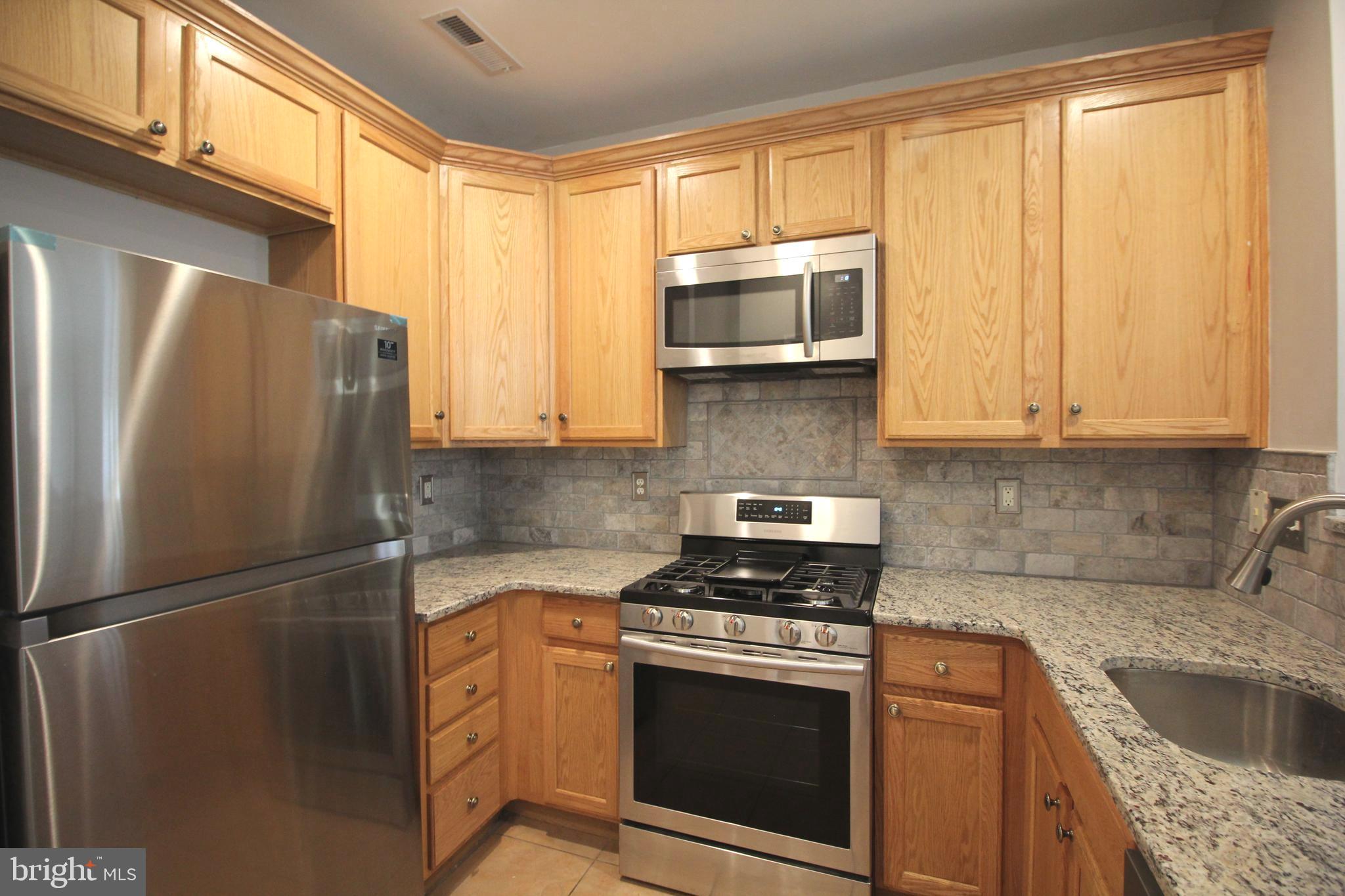 21 Turtle Court Delanco, NJ 08075 - Photo 12 of 30 Gallery Image 12