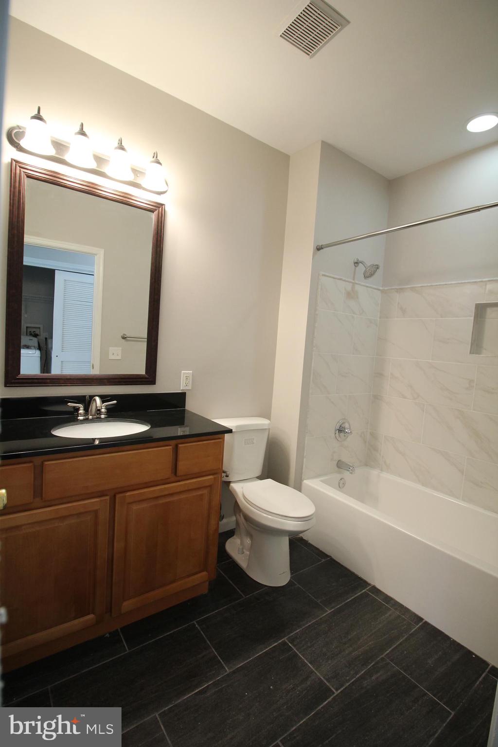 21 Turtle Court Delanco, NJ 08075 - Photo 24 of 30 Second Floor Full Bath
