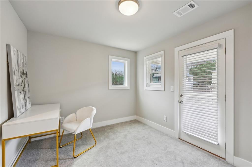 3131 Stonegate Drive Atlanta, GA 30331 - Photo 14 of 28 Gallery Image 14