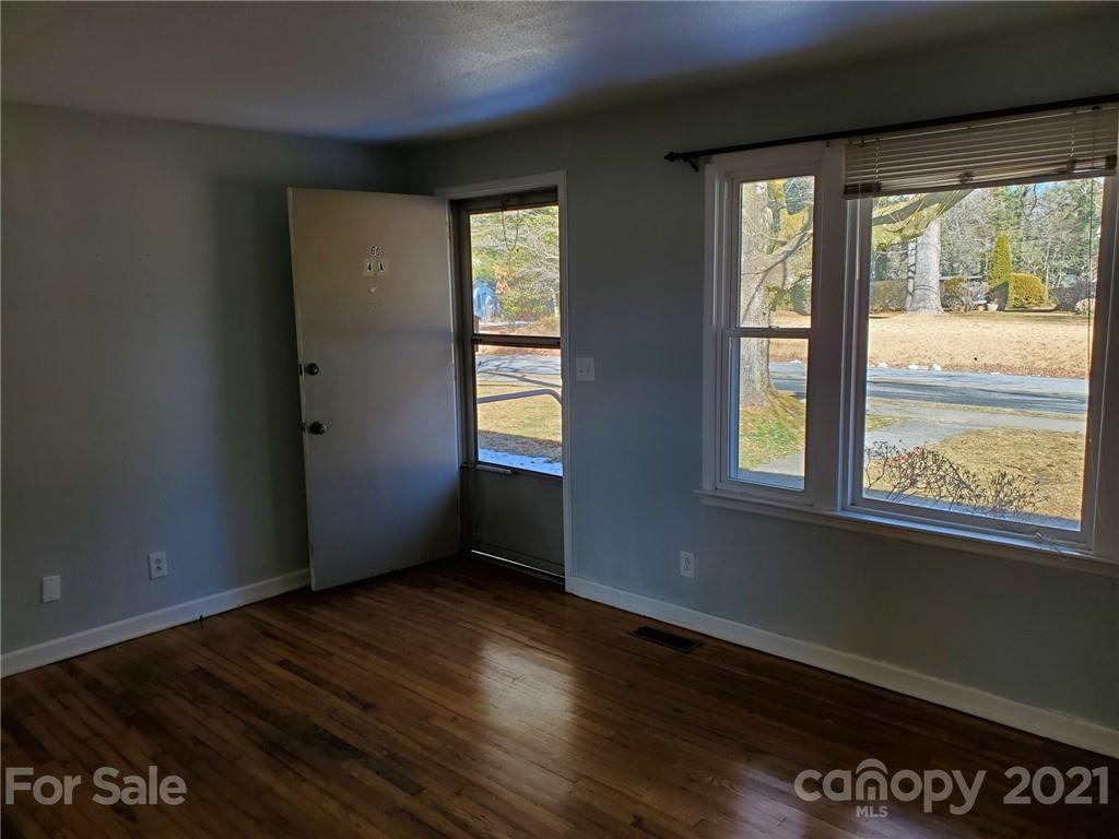 60 Elm Bend Road Brevard, NC 28712 - Photo 3 of 23 Gallery Image 3