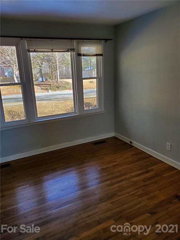 60 Elm Bend Road Brevard, NC 28712 - Photo 4 of 23 Gallery Image 4