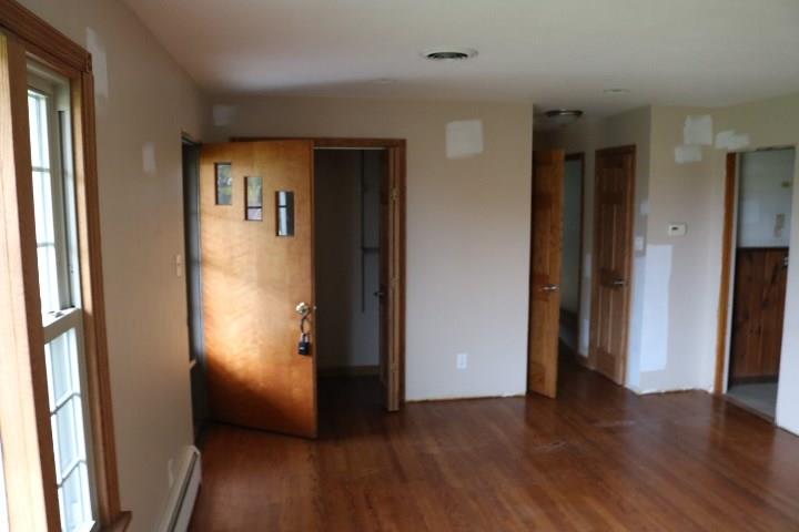 324 Star Grille Road Butler, PA 16002 - Photo 3 of 11
