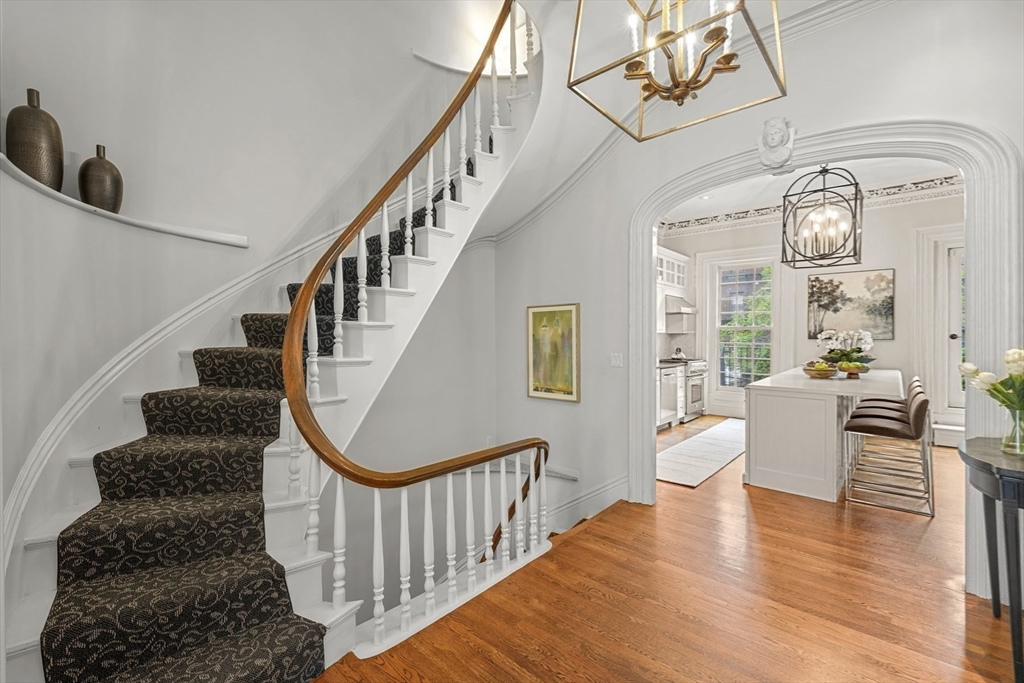 22 Rutland Square, Unit 2 Boston, MA 02118 - Photo 18 of 42 a view of entryway and hall with wooden floor