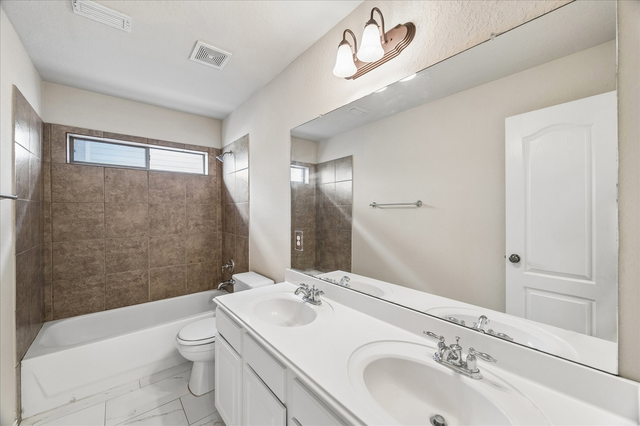 8107 Whisper Point Drive Houston, TX 77040 - Photo 25 of 38